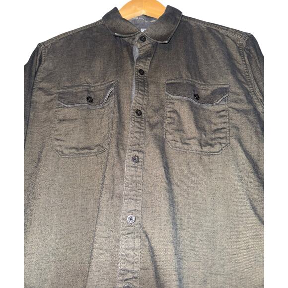 Kuhl Long Long Sleeve Button Up Shirt Mens Medium Pockets Outdoor Hiking Utility - Picture 2 of 8